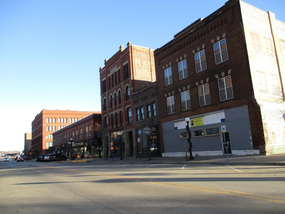 Sioux City Hotel And Conference Center Bagian luar foto